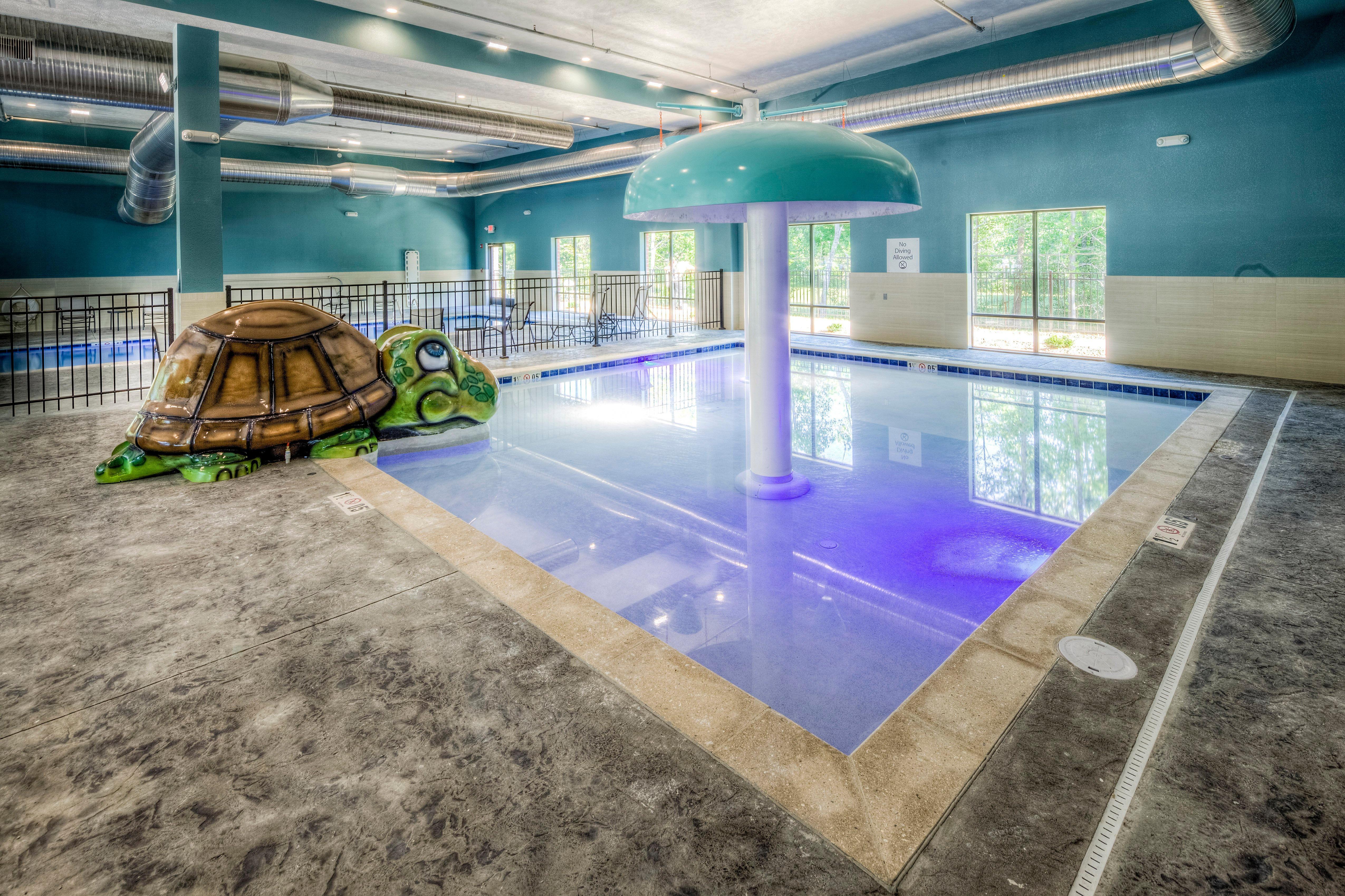 Holiday Inn Express & Suites Cleveland/Westlake By Ihg Bagian luar foto