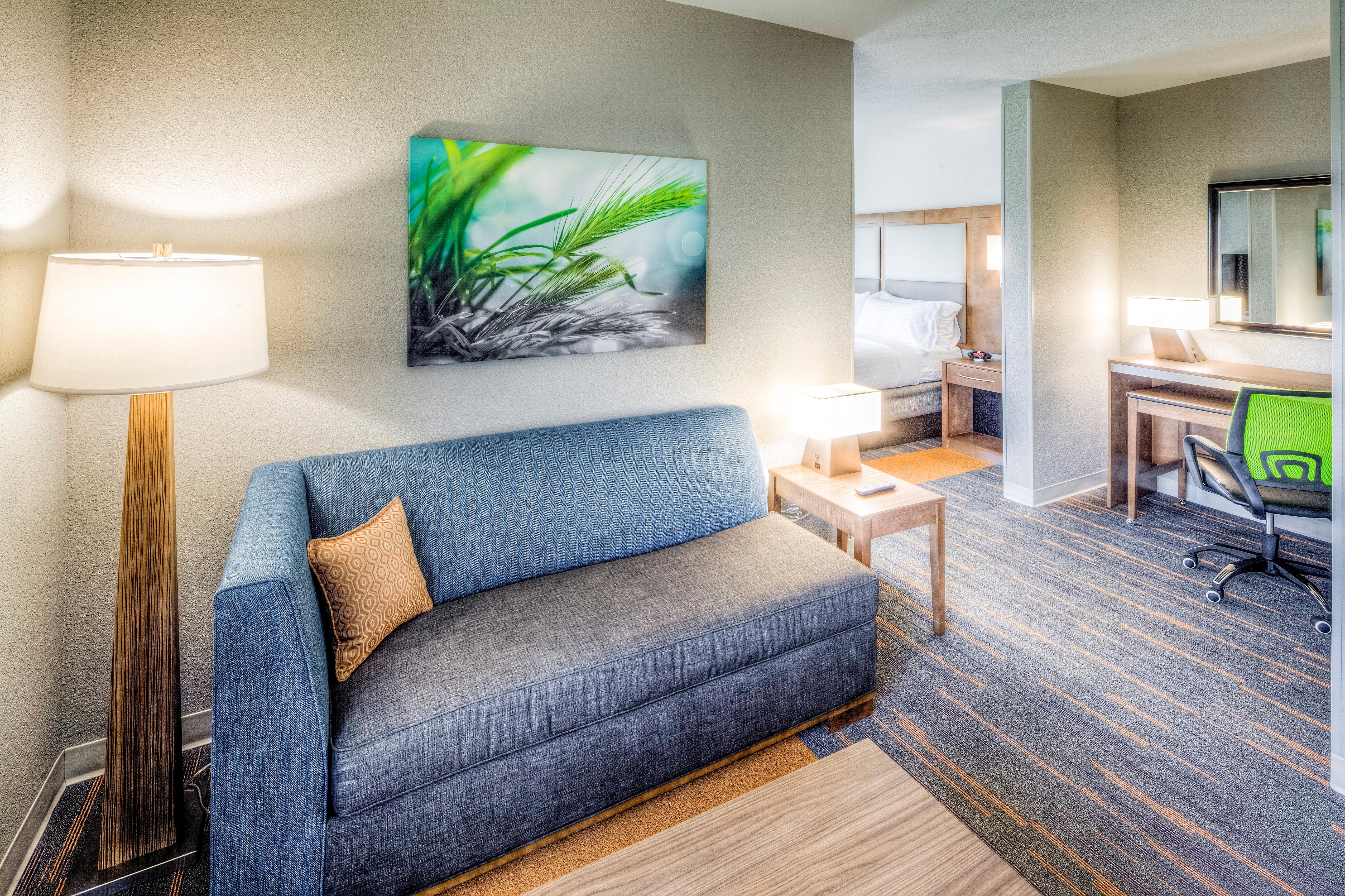 Holiday Inn Express & Suites Cleveland/Westlake By Ihg Bagian luar foto